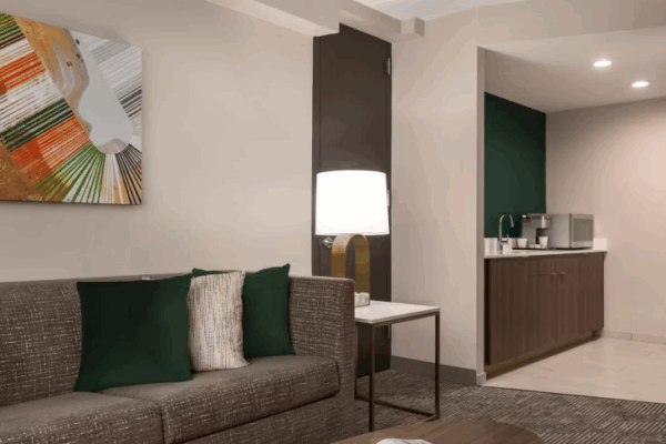 HPD Project, Holiday Inn – Nashville, TN, Suite